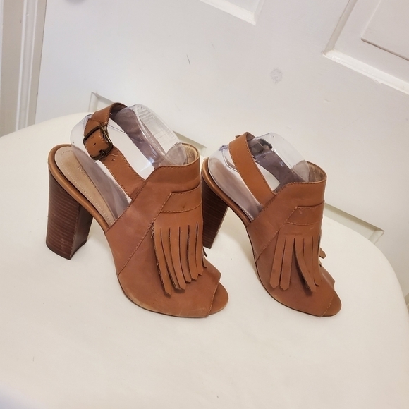 Pour LA Victoire Fringe Peep Toe Leather Sandals Size 9M - Picture 3 of 12